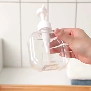 Botol Sabun Cair Shampoo Dispenser Aesthetic 500ML 300ML Hitam Putih Botol Refill
