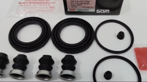 CALIPER KIT SAM KARET SEAL KIT REM CAKRAM DEPAN DATSUN GO DATSUN GO PLUS PANCA D1120-4LA0A
