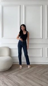 Celana Jeans Wanita Cozy Straight Jeans - SYS CLOTHIER