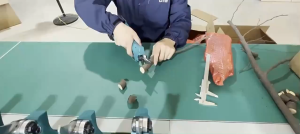 กรรไกรตัดกิ่งไร้สาย กรรไกรตัดแต่งกิ่งไฟฟ้า ไร้สาย 21V เครื่องตัดกิ่งต้นไม้ กรรไกรแต่งกิ่ง กรรไกรสแตนเลส ตัดกิ่งไม้ ตัดไม้ (จัดส่งจากประเทศไทย)