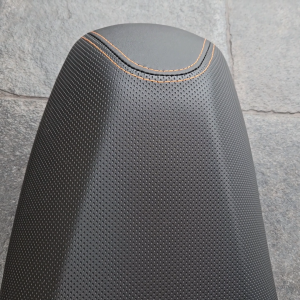 YAMAHA Y15 Y15Z Y15ZR YSUKU DOUBLE SEAT (ORANGE) BENANG OREN 100% ORI HLY  SEAT Y15 B17-F4730-30