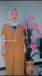 Desain Kaftan Terbaru Untuk Lebaran Wanita 2024