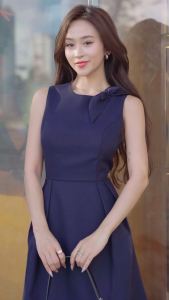 Đầm xòe pho xéo phối nơ cổ