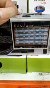 CROWNSTAR KUKU AM-942AR Radio FM/AM/SW 7 Band Rechargeable Radio Player Flashlight