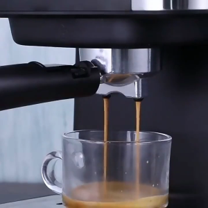 Mesin kopi Italia kecil semi-otomatis bekas uap tekanan tinggi untuk penggunaan rumah tangga