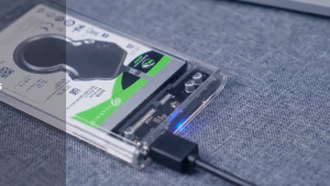 USB 3.0 Casing Hardisk Eksternal untuk HDD dan SSD 4TB Support USB 3.0 dengan kecepatan transfer data hingga 5 Gbps