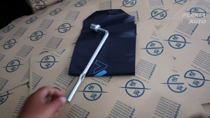 Set Kunci Roda Mobil 19 mm & Tas Toolkit Dongkrak Mobil