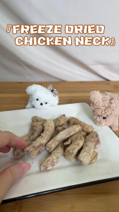 CLEAR STOCK (Exp : Dec 2025) BO FURMILY – Freeze Dried Chicken Neck 30g & 50g - Pet Treat / Cat Food / Dog Food / Pet Snack / Dog Snack / Pet Training Snack / 宠物零嘴冻干鸡脖