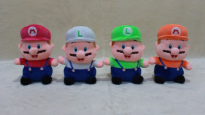 Boneka Mario Bros Luigi Boneka Mario Ukuran M