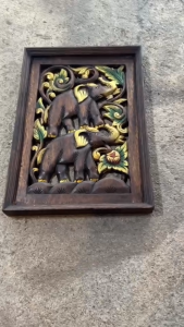 ไม้แกะสลัก กรอบรูป ลายช้าง2ตัว กว้าง 33Xสูง 48 cm งานแกะสลัก ปัดทอง กรอบรูปมงคล เสริมฮวงจุ้ย ตกแต่งบ้าน