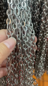 ลายทองขาวทับแบน 3/1 สแตนเลสแท้ สร้อยพระ สร้อยคอ เครื่องประดับ อาบน้ำ เล่นน้ำ แช่น้ำทะเลได้ ไม่ลอก ไม่ดำ