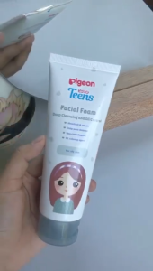PIGEON TEENS FACIAL FOAM DEEP CLEANSING & OIL CONTROL 100ML - Kulit Berminyak | Sabun Cuci Muka Remaja