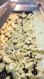 (1) แพ็ค 3 UrSnacks ของผลไม้ฟรีซดราย มะม่วง x3 ออร์แกนิก น้ำตาลต่ำ คุณภาพดี