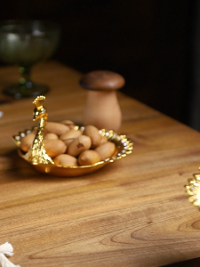 เอเชียตะวันออกเฉียงใต้ความคิดสร้างสรรค์เมทัลลิคจานผลไม้ห้องนั่งเล่นมีน้ำหนักเบาจานผลไม้แห้งจานรอง งานแต่งงานถาดวางขนมย้ายบ้าน