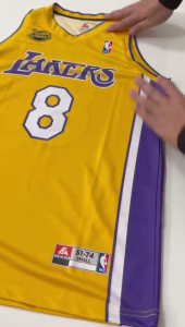 JERSEY BASKET KOBE BRYANT 8 LOS ANGELES LAKERS KUNING