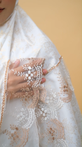 Mukenah Dewasa Putih Terbaru Ktun Foil Renda Bordir Diamond Swarovski Mewah Bunga Glossy