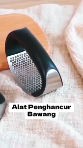 Adzkia35 Garlic Presser / Onion Crusher: Alat Penghancur & Penggerus Bawang Putih