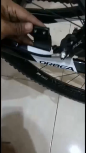 Standar Sepeda Samping Bicycle Kick Stand Bahan Paduan Aluminium Adjustable Side Kick Telescopic