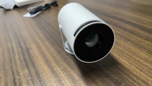 【รับประกัน 5 ปี】HY300 โปรเจคเตอร์ Mini HD 1080P เข้ากันได้กับ4K เชื่อมต่อสมาร์ทโฟน พาพกสะดวก มินิโปรเจคเตอร์ เครื่องฉายโปรเจคเตอ projector