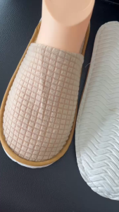 เกรดพรีเมี่ยม เกรดโรงแรมชั้นนำ slipper โรงแรม สลิปเปอร์กันลื่น คุณภาพดี รองเท้าแตะนุ่ม คลีนิกเสริมความงาม  บ้านพักตากอาก