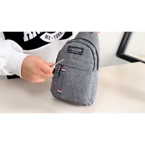 NQshop โปรโมชั่น กระเป๋าสะพายผ้าใบชาย ที่ใครๆก็ควรมี บอกเลยว่างานดีม๊าก ช่องใส่ของเยอะ มีให้เลือก 3 สี จะสายพายข้าง หรือคาดอกก็ได้หมด จัดเลยยย