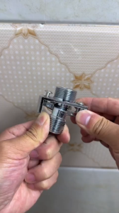 Chân sen điều chỉnh góc lệch- Điều chỉnh góc lệch hướng lệch tâm thông minh tiện dụng