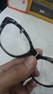 Kacamata Baca Model Cat Eye Wanita Free Box & Kain Lap DR830D