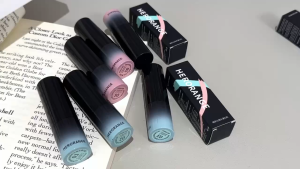 Fun Live NEW Herorange Satin Color Refreshing & Watery Lipstick