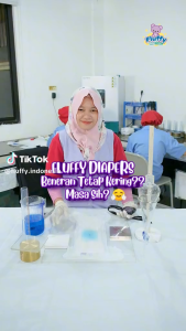 Fluffy Popok bayi Celana XL isi 16 Lembar Baby Diapers Pants XL16 Promo Murah