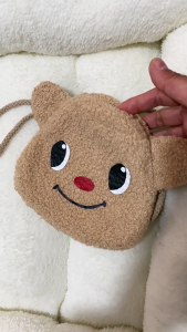 Butter bears Crossbody Bag Accessories เนยหมี เนยหมี กระเป๋าใส่เหรียญ น่ารัก อ่อนนุ่ม สไตล์ใหม่ กาตูน หมี กระเป๋าสะพายไหล่ Good Good Toy