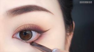 Longwear Gel Eyeliner 24 Hour Waterproof, เจลเขียนคิ้ว เจลอายไลเนอร์ 2ตลับกันน้ำ