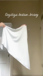 Hijab Instan Segitiga Jersey | jilbab Segita  Jesey | Hijab Malay Segitiga Instan