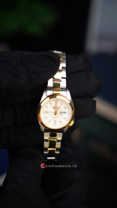 Jam Tangan Wanita Seiko 5 Sports SRE004K1 White Dial Dual Tone Stainless Steel Band