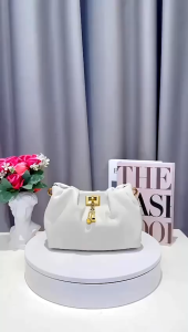 CASSEY BAG TAS SELEMPANG WANITA JIMSHONEY BANJARBARU