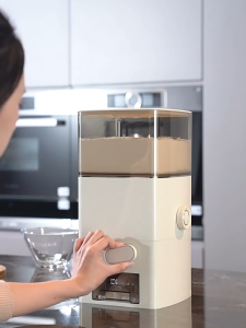 Flour Rice Dispenser Storage Container 6KG Flour Oatmeal Rice Storage Box Moisture-proof Rice Storage Bucket Kitchen Food Organizer Container