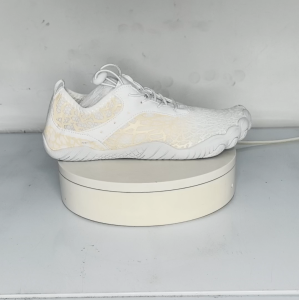 Sepatu Pantai Anti Karang & Sepatu Air Trekking: Pilihan Terbaik untuk Aktivitas Outdoor