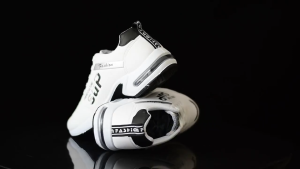 2024 New Men's Sport Shoes: Leather Waterproof & Comfortable