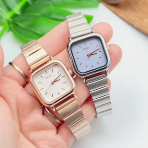 นาฬิกาข้อมือผู้หญิงสไตล์เรียบหรู NAIDU หน้าปัดทรงเหลี่ยมสายเลท