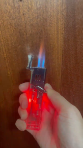 HCM Bật Lửa Khè 4 Tia Xài Gas Honest Lộ Thiên Có Đèn Led Nhấp Nháy