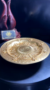 Đĩa bồng tinh xảo tỉ mỉ chạm khắc bát kiết tường bằng đồng rất đẹp vật dụng ban thờ Phật pháp bảo mật tông Tâm Ý
