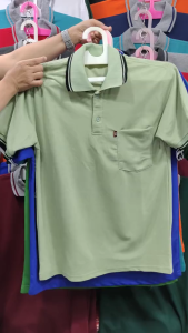 Kaos Kerah Polos Saku & Kaos Kerah Lakos: Pilihan Terbaik untuk Kaos Pria Dewasa