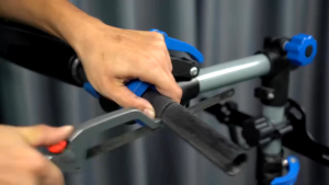 TOSEEK Carbon Fiber Carbon Fork Tapered Mountain Bicycle 26er 27.5er 29er MTB Bike Front Fork Hard Fork Tapered Fit Disc Brake1-1/2 And 28.6mm Front Fork for Bicycle