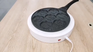 Stainless Steel Cookware Crepe Maker Pancake Baking Pan Cute Smiley Nonstick Waffle Frying Pan Mini Egg Pancakes Pan Cooking Pan