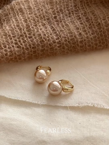 FEARLESS French style light luxury high-end pearl ear buckle retro small fragrance temperament versatile earrings for women