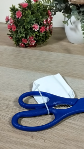 CHOBIG Gunting Biru Serbaguna / Gunting Dapur / Gunting Sayur / Scissors / Gunting Makanan
