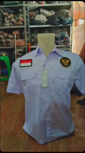 HEM KEMEJA MERAH PUTIH 17 AGUSTUS KEMERDEKAAN VELCRO GARUDA BISA DICOPOT PASANG BKS