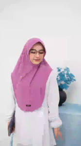 HAPPY DAFFI HIIJAB || BERGO INSTAN POLOS BEST SELLER || JILBAB LEBARAN || KERUDUNG JERSEY INSTAN TEBAL || HIJAB LEBARAN REMAJA
