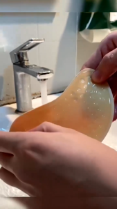 Miếng dán ngực mỏng thông hơi tạo khe áo ngực dán cài trước ôm ngực ZUTY