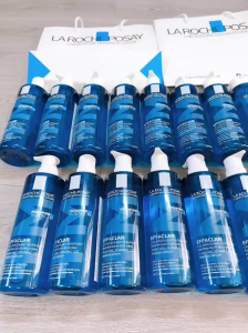 Gel Rửa Mặt La Roche-Posay Effaclar Purifying Foaming Gel Dành Cho Da Dầu Nhạy Cảm 400ml