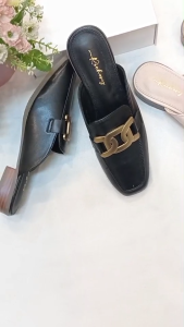 New!!!งานพรีเมี่ยม รองเท้าส้นสูง 1 นิ้ว งานแฟชั่น ประดับโลหะทอง แบบเปิดส้น สีคลาสสิค แบรนด์คนไทย